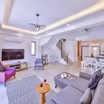 Villa Lavanta Doga Icerinde Oezel Havuzlu Eskiomerler