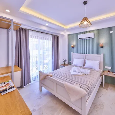 Lavanta Doga Icerinde Oezel Havuzlu Eskiomerler